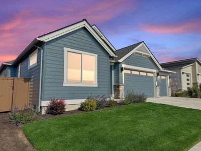 3834 NE Oakside Loop, Bend, OR, 97701