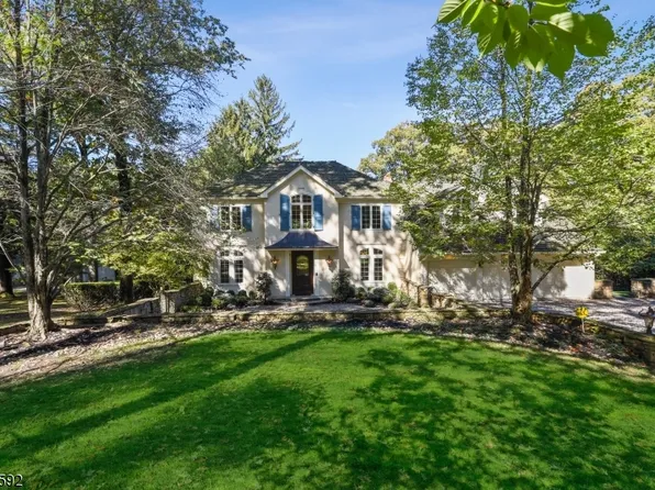 124 Rensselaer Rd, Essex Fells Twp., NJ 07021