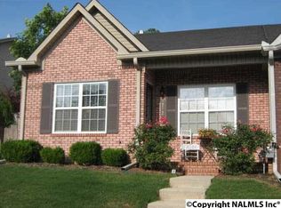 1212 Autumn Ln, Hartselle, AL 35640