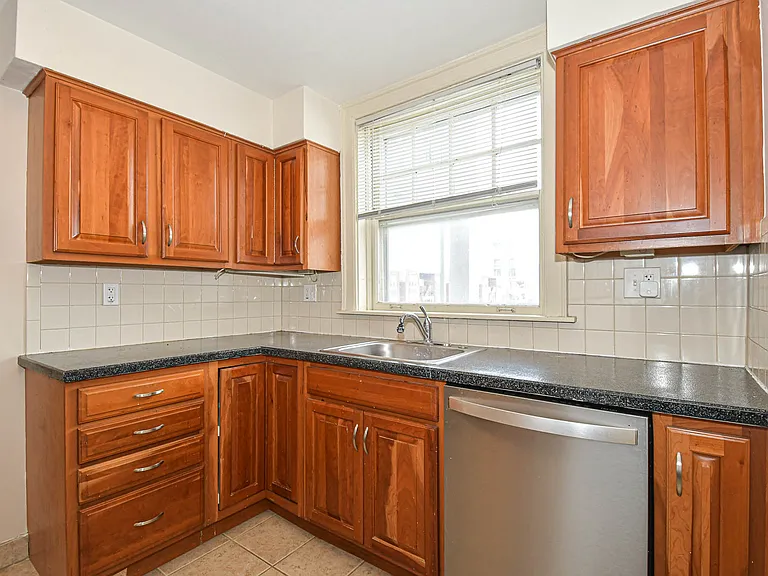 321 Belt Ave #201 — Photo 11