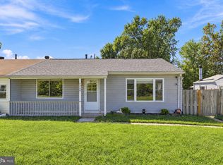 7704 Queens Park Rd, Pasadena, MD 21122