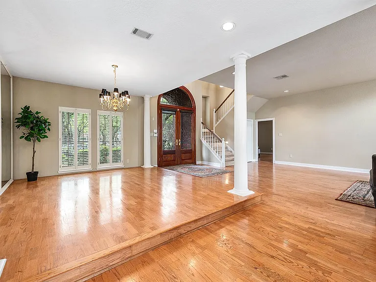 3702 Belle Grove Ln — Photo 13