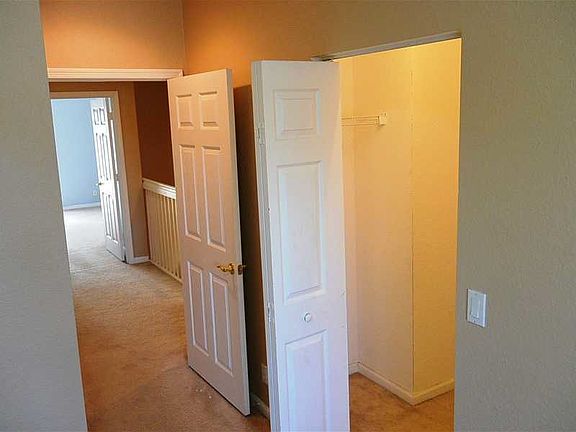 5th image of 4649 SW 75th Way #4649