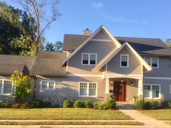 2116 Willow Manor Rd, Charlotte, NC 28209