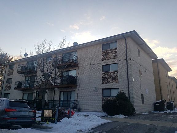 2nd image of 8500 W Catherine Ave