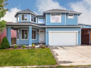 2240 NE 6th St, Redmond, OR 97756