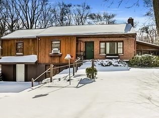 250 Grumman Ave, Norwalk, CT 06851