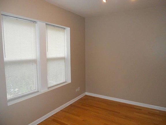 4th image of 6312-6322 N Richmond St #6312-3A