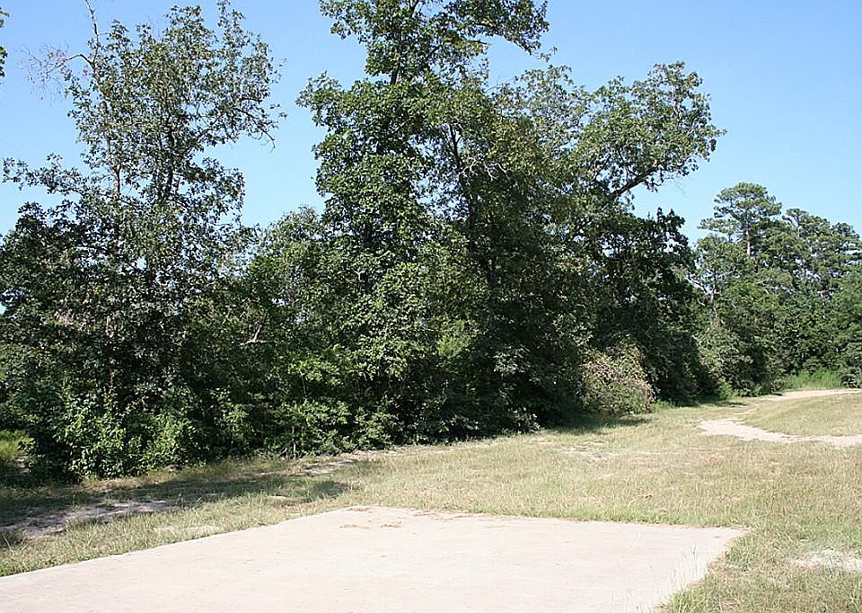 1st image of 4019 Moody Dr