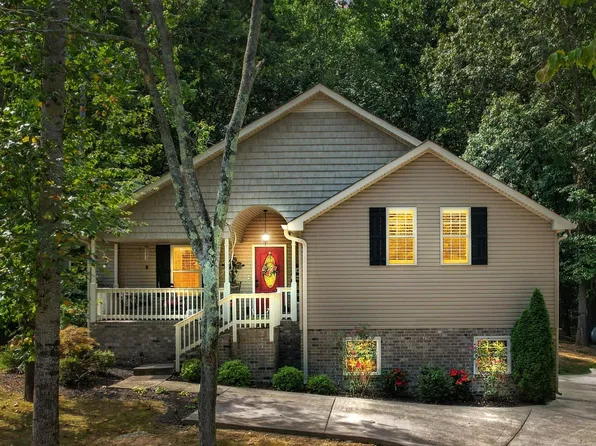 1021 Goldfinch Trl, Portland, TN 37148
