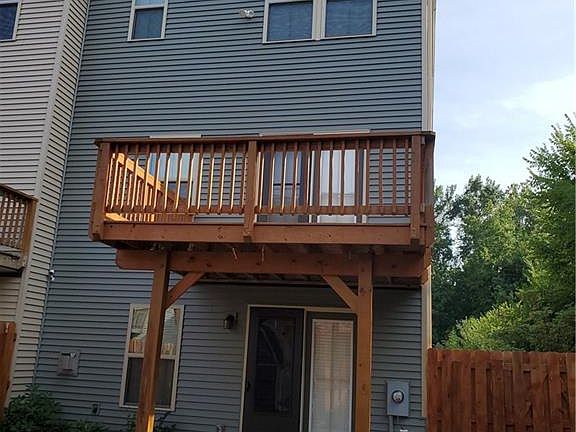 4th image of 1912 Poplar Bud Way