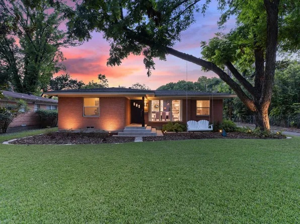 10215 Gateway Ln, Dallas, TX 75218