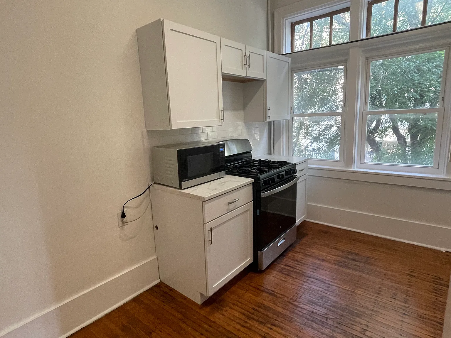 7904 Saint Charles Ave — Photo 2