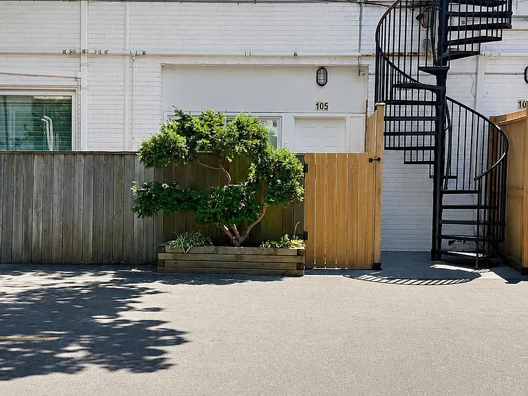 99 Coleman Ave #204 — Photo 26