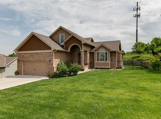 3712 Deakon Dr, Manhattan, KS 66503