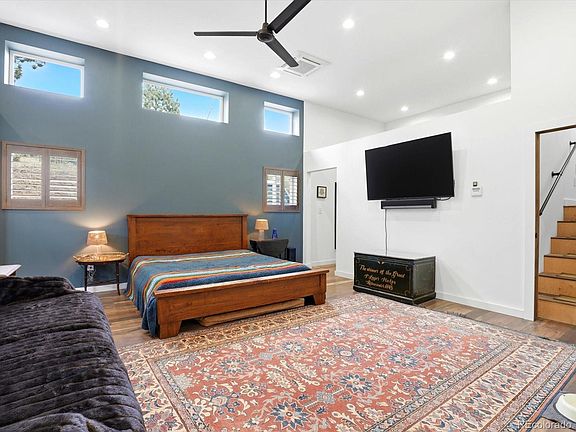 2nd image of 317 Lamb Lane