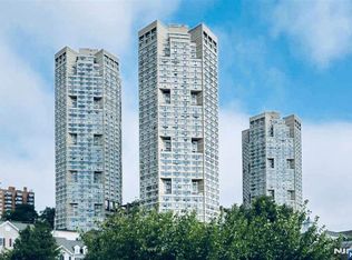 7004 Boulevard East #311C, West New York, NJ 07093