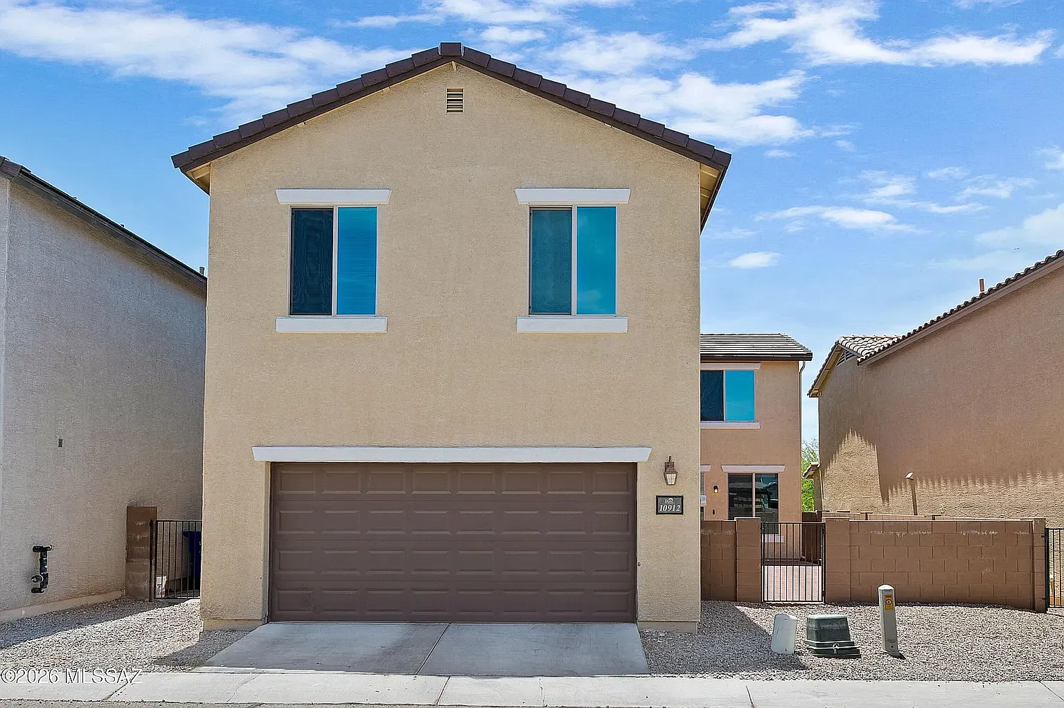 4 bed, 2.5 bath, 2447 sqft, $2,100 — Photo 3
