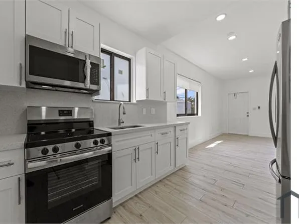 14430 NE 5th Pl APT 3, Miami, FL 33161