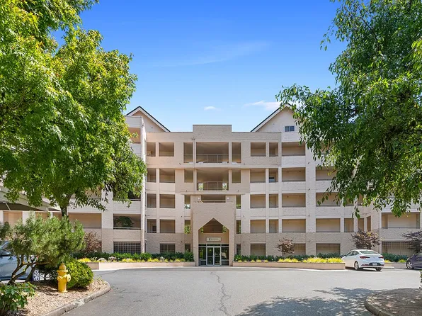 6605 W Burnside St Unit 144, Portland, OR 97210