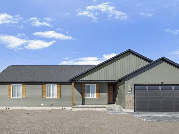2nd image of 587 Springbrook Ln