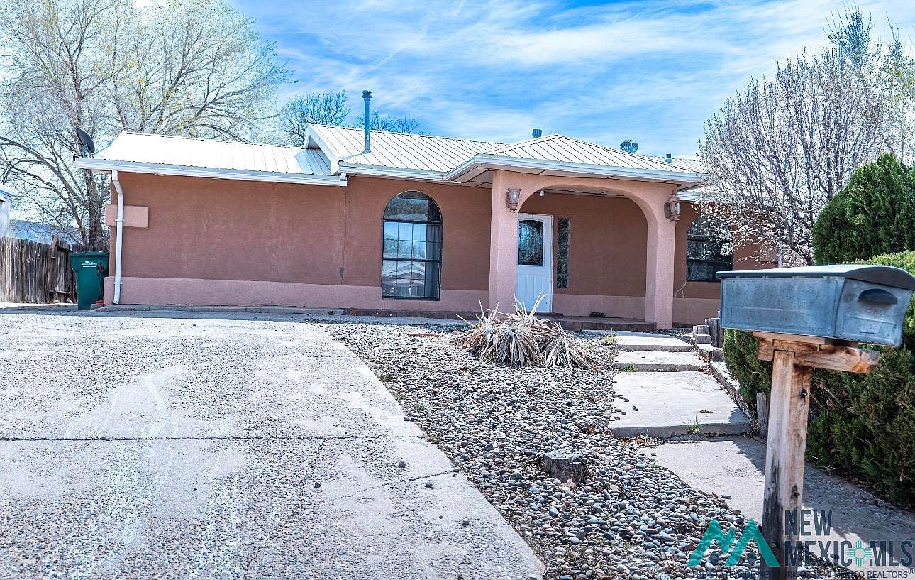 1516 Del Norte Blvd, Grants NM - Owner Finance Home