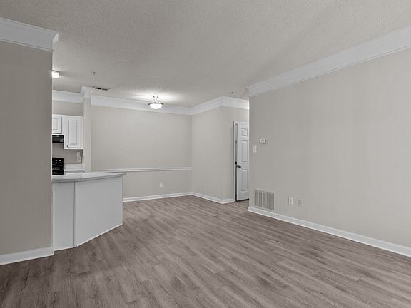 5th image of 4305 Paxton Ln SW #509