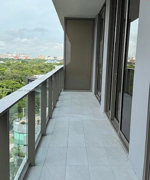 2678 Tigertail Ave #903 — Photo 9