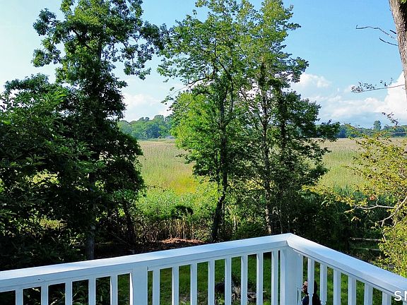 3rd image of 71 Knollwood Drive