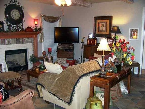 Downstairs Family Rm.