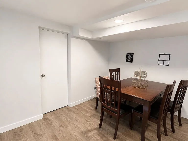 14 Jasper Ct #B — Photo 5