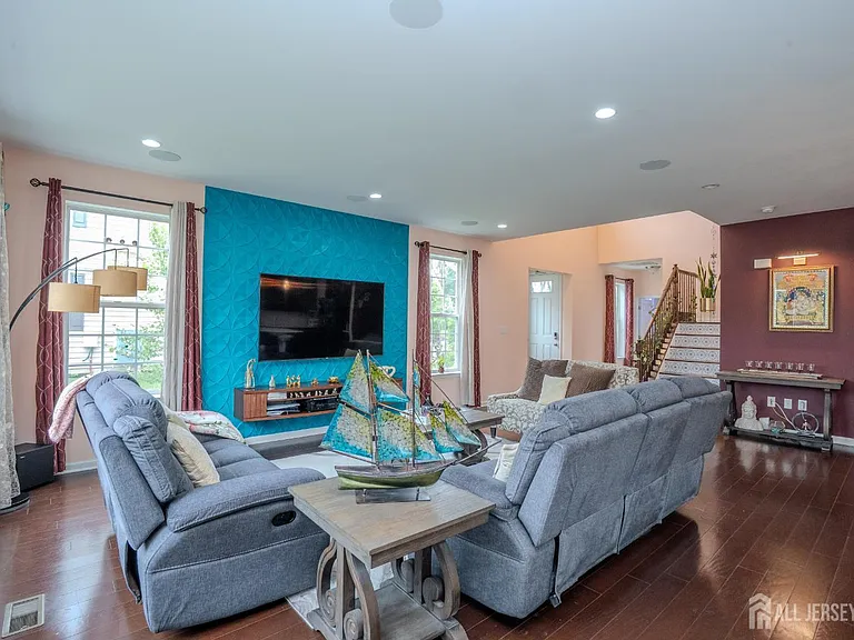 7 Jasmine Dr — Photo 5