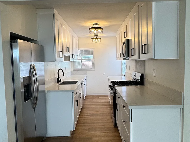 5248-50 Landis St #2 — Photo 3