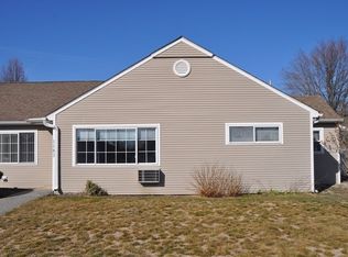 1183 James St, Chicopee, MA 01022