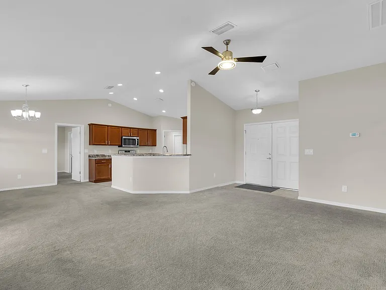 11302 SW 62nd Cir — Photo 5