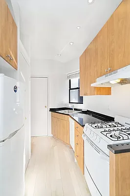 Rented by REAL New York | media 10