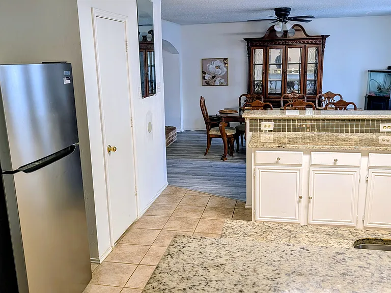 3216 Meadowview Dr — Photo 39