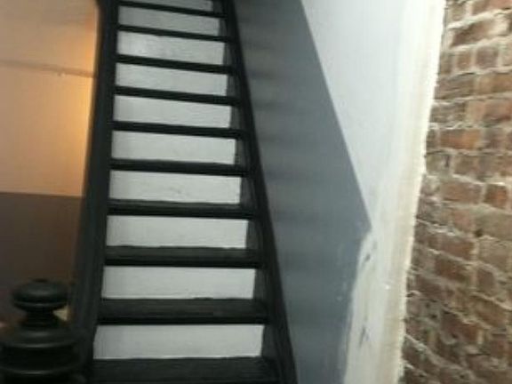 3rd image of 70 Brinkerhoff St #0