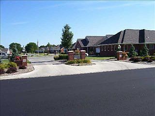 1st image of 1082 Damon Dr