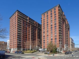 700 1st St APT 6J, Hoboken, NJ 07030