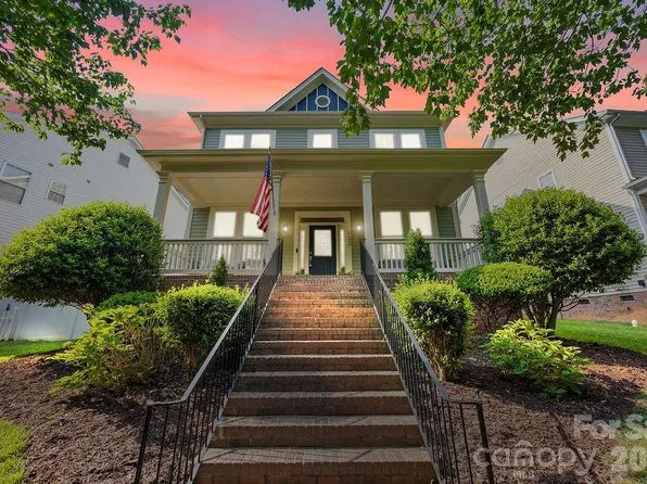 122 Gresham Ln, Mooresville, NC 28117