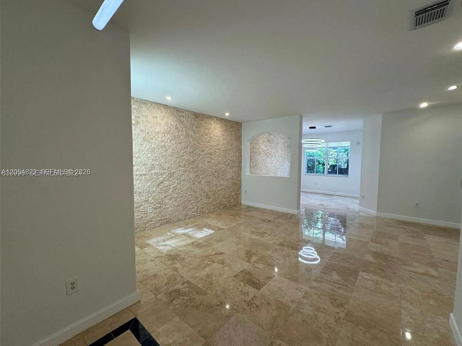 Doral Isles North Sec One — Photo 2