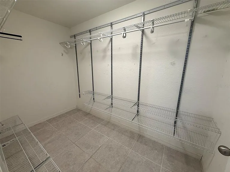 4082 Kenvil Dr — Photo 12