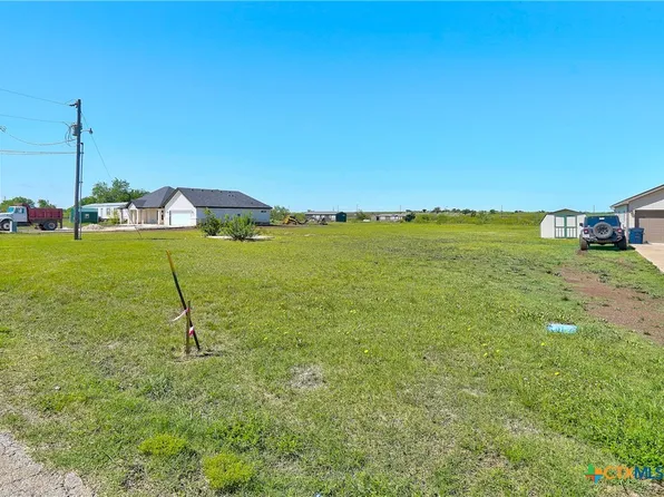 282 County Road 396, Jarrell, TX 76537