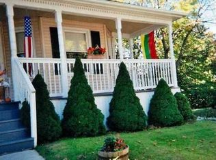 231 Ledgeside Ave, Waterbury, CT 06708