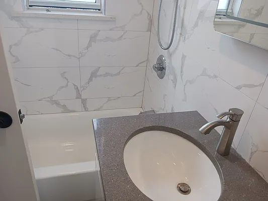 Rented by Brooklyn Property Group LLC | media 8