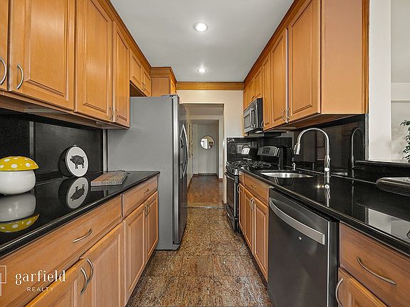 5th image of 185 Prospect Park SW Unit 306/307
