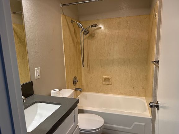 4th image of 3640 Bancroft St APT 202