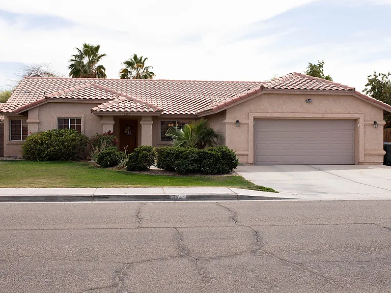 8267 E Olive Ann Ln — Photo 1