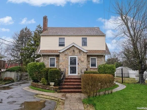 64 Northridge Avenue, Merrick, NY 11566